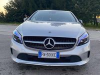 Usata Mercedes A180 109 CV (80 kW) 2018 Argento Berlina