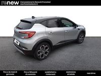 Usata Renault Captur Intens 101 CV (74 kW) 2023 Grigio chiaro SUV