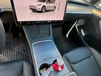 Usata Tesla Model Y Long Range AWD 378 kW (514 CV) 2023 SUV