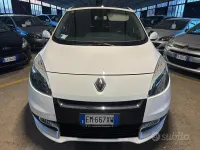Usata Renault Scénic III Bose Edition 110 CV (80 kW) 2012 Bianco Monovolume
