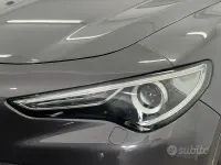 Usata Alfa Romeo Stelvio 209 CV (153 kW) 2022 Grigio SUV