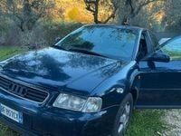 Usata Audi A3 110 CV (80 kW) 1999 Blu Utilitaria