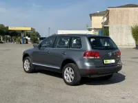 Usata VW Touareg 224 CV (164 kW) 2006 Grigio SUV