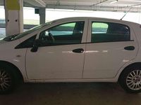 Usata Fiat Grande Punto Active 75 CV (55 kW) 2012 Bianco Utilitaria