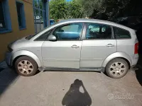 Usata Audi A2 75 CV (55 kW) 2005 Grigio Utilitaria