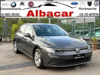 Usata VW Golf VIII Life 116 CV (85 kW) 2022 Grigio Berlina