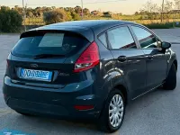 Usata Ford Fiesta 68 CV (50 kW) 2010 Blu Berlina