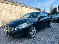 Usata Volvo V60 115 CV (84 kW) 2012 Nero Station wagon