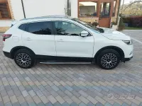 Usata Nissan Qashqai N-Connecta 131 CV (96 kW) 2018 Bianco SUV
