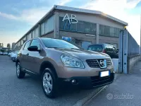 Usata Nissan Qashqai 116 CV (85 kW) 2009 Grigio SUV