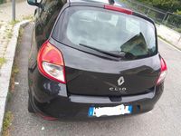 Usado Renault Clio II Luxe 75 CV (55 kW) 2009 Berlina