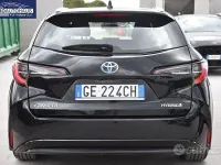 Usata Toyota Corolla Business Edition 122 CV (89 kW) 2021 Nero Station wagon