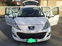 Usata Peugeot 208 75 CV (55 kW) 2012 Bianco Utilitaria