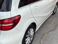 Begagnad Mercedes 180 Premium 109 HK (80 kW) 2018 Vit Sedan