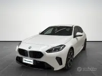 Nuova BMW 118 M Sport 150 CV (110 kW) 2026 Alpin white pastello Utilitaria