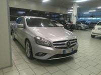 Usata Mercedes A180 AMG 109 CV (80 kW) 2014 Argento metallizzato Berlina