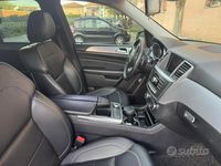 Käytetty Mercedes ML250 204 HP (150 kW) 2013 Musta Katumaasturi