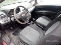 Usata Fiat Grande Punto 2010 Rosso Utilitaria