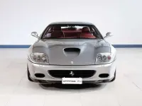 Usata Ferrari 575 515 CV (378 kW) 2002 Grigio titanio Coupé