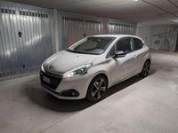 Usata Peugeot 208 GT-line 99 CV (72 kW) 2017 Utilitaria