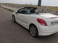 Begagnad Peugeot 207 112 HK (82 kW) 2014 Vit Cab