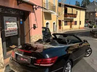 Usata Mercedes E350 Premium 258 CV (189 kW) 2015 Nero Cabrio