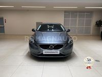 Usata Volvo V40 Business Edition 120 CV (88 kW) 2017 Grigio Utilitaria
