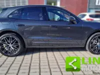 Usata Porsche Macan 265 CV (194 kW) 2022 Grigio scuro SUV