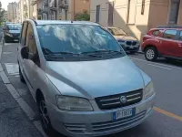 Usata Fiat Multipla 120 CV (88 kW) 2009 Grigio Monovolume