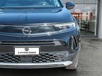 Usata Opel Mokka Elegance 101 CV (74 kW) 2022 Nero SUV