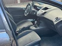 Usata Ford Fiesta 101 CV (74 kW) 2015 Grigio Berlina