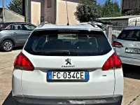 Usata Peugeot 2008 Allure 99 CV (72 kW) 2016 Bianco SUV