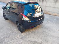 Usata Lancia Ypsilon 69 CV (50 kW) 2020 Blu Utilitaria