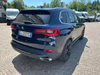 Usata BMW X5 286 CV (210 kW) 2022 Bluazzurro SUV