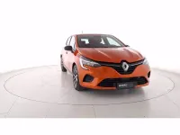 Usata Renault Clio Equilibre 91 CV (66 kW) 2023 Arancione Utilitaria