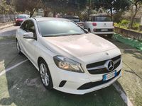 Usata Mercedes A180 108 CV (79 kW) 2017 Bianco Berlina