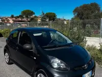 Usata Toyota Aygo 68 CV (50 kW) 2011 Grigio Utilitaria