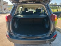 Usata Toyota RAV4 124 CV (91 kW) 2014 SUV