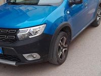 Usata Dacia Sandero 90 CV (66 kW) 2018 Blu Berlina