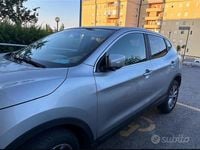 Usata Nissan Qashqai 115 CV (84 kW) 2016 Grigio SUV