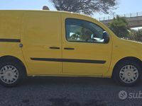 Usata Renault Kangoo 110 CV (80 kW) 2019 Giallo Monovolume