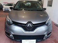 Usata Renault Captur 90 CV (66 kW) 2017 Grigio SUV