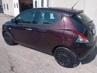 Usata Lancia Ypsilon 69 CV (50 kW) 2011 Marrone Utilitaria