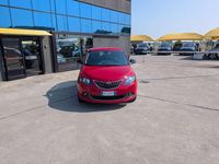 Usata Lancia Ypsilon Gold 69 CV (50 kW) 2023 Rosso / pastello Utilitaria