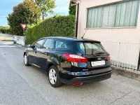 Usata Ford Focus 116 CV (85 kW) 2013 Nero Station wagon