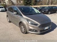 Usata Ford S-MAX Titanium S 149 CV (109 kW) 2016 Grigio Monovolume