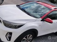 Usata Kia Stonic Style 84 CV (61 kW) 2022 Bianco SUV