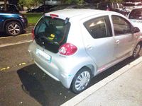 Usata Toyota Aygo 68 CV (50 kW) 2007 Grigio Utilitaria