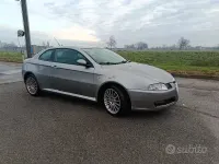 Usata Alfa Romeo GT 150 CV (110 kW) 2007 Grigio Coupé