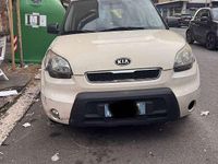 Usata Kia Soul Active 126 CV (92 kW) 2011 Beige SUV